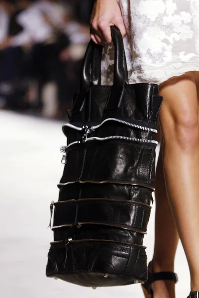 Look 11